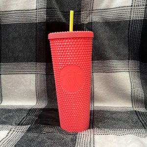 Venti Dragon Fruit Cup